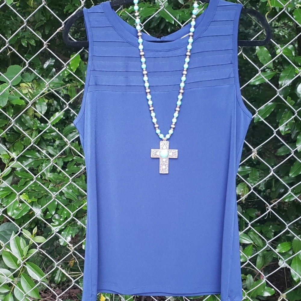 BANANA REPUBLIC SUMMER TOP